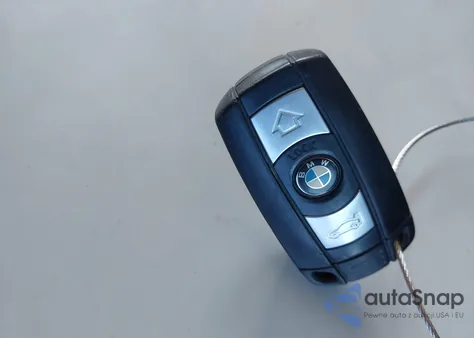 2012 BMW 135I из США, поврежденный, VIN WBAUC9C52CVM11571